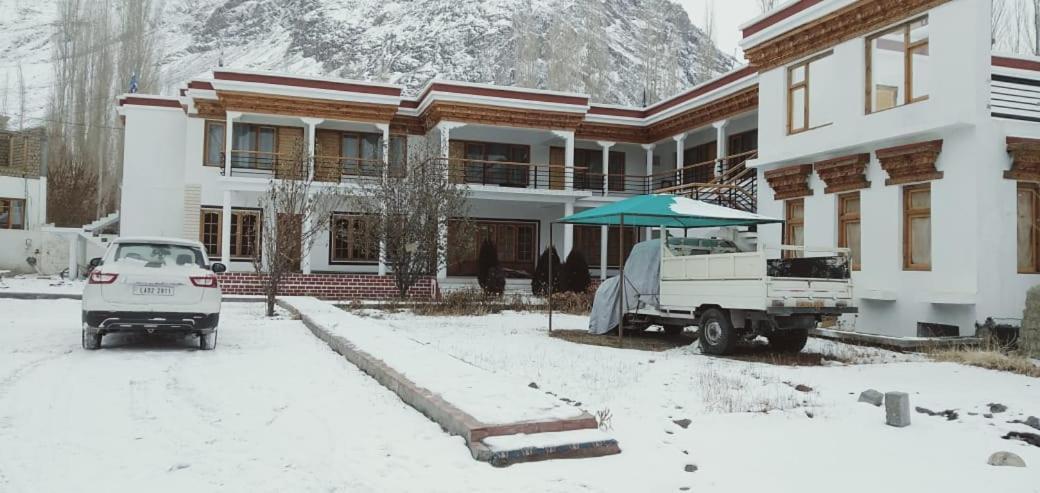 Hotel Nubra Residency Charāsa Εξωτερικό φωτογραφία